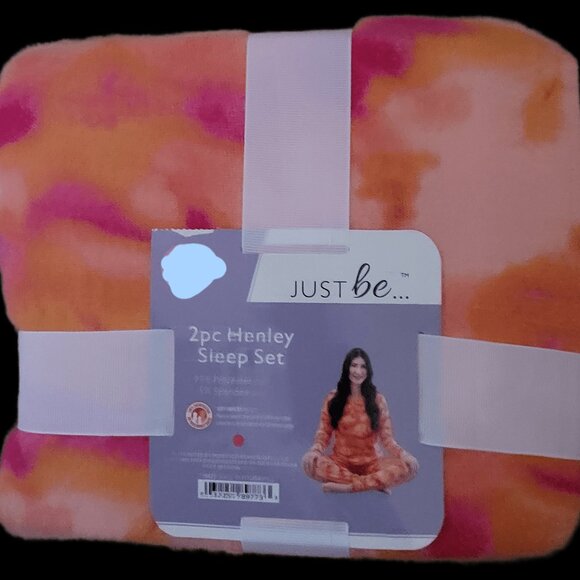 Beautiful design pajamas set - Picture 4 of 4